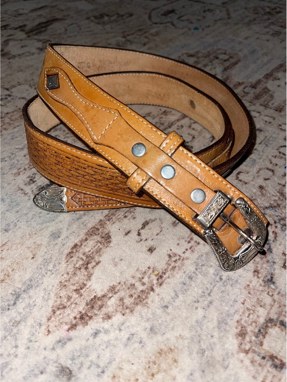 Vintage Western Style Tan Leather Belt with Embossed Silver Buckle and Tip, Size
